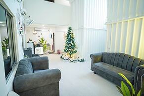 B Link Hotel