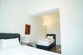 B Link Hotel
