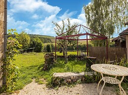 Charming Stay in Molesme