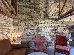 Charming Stay in Molesme