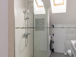 Charming Stay in Molesme