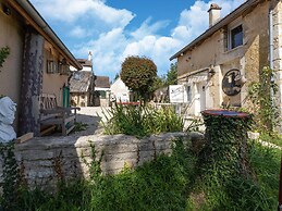 Charming Stay in Molesme