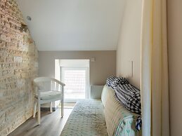 Charming Stay in Molesme