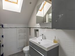 Charming Stay in Molesme