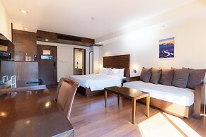 Journeyhub Sukhumvit 26 Bangkok