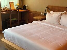 The Pink Boutique Hotel