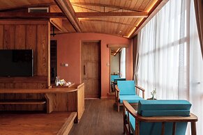 The Pink Boutique Hotel