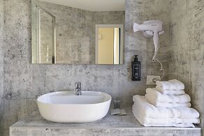Tolu Relais