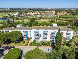 1BR Apartment with Pool at Lago Azul