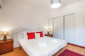 1BR Apartment with Pool at Lago Azul