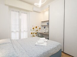 Bilocale con Balcone in Zona Nolo