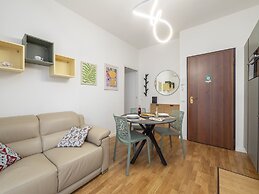 Bilocale con Balcone in Zona Nolo
