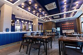 HOTEL BONVIE