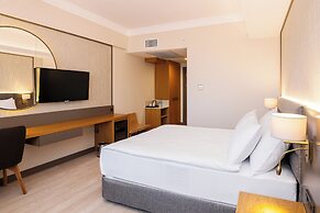 THE EMPORIA HOTEL