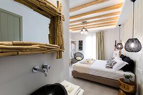 Lemonia Suites With Outdoor BBQ Area