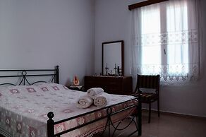 Tsikalario Holiday House