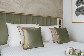 Millou by StayLab