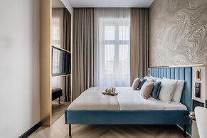 Millou by StayLab