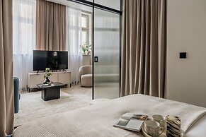 Millou by StayLab
