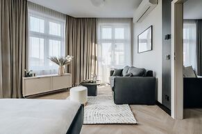Millou by StayLab