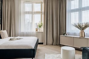 Millou by StayLab