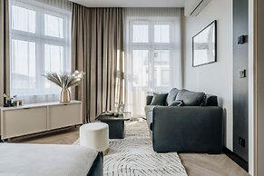 Millou by StayLab