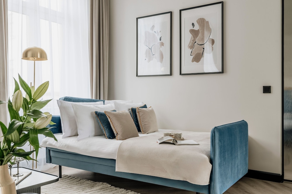 Millou by StayLab