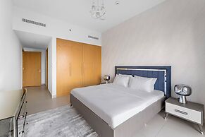 2BR 202 Bellevue Tower 1