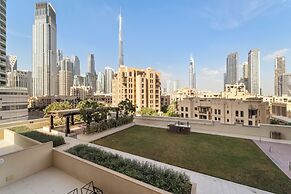 2BR 202 Bellevue Tower 1