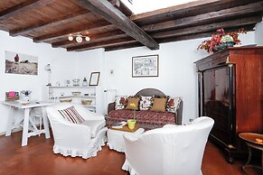 Pantheon Apartments