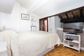 Pantheon Apartments