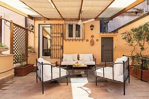Pantheon Apartments