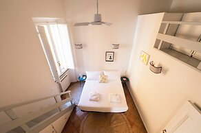 Pantheon Apartments