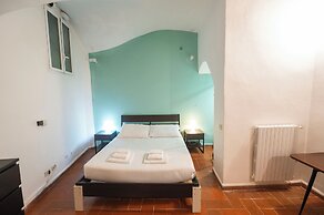 Campo De Fiori Grotto Apartment