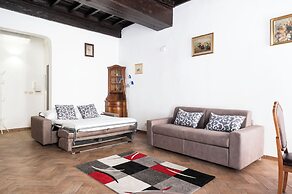 Campo De' Fiori Apartments