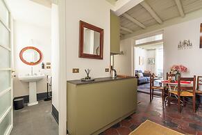 Monti  Apartments