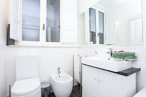 Spanish Steps Apartments