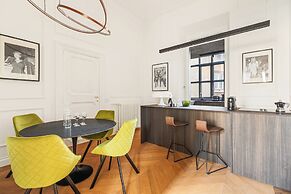 Spanish Steps Apartments