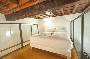 Spanish Steps Apartments
