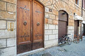 Via Dei Banchi Vecchi Apartments