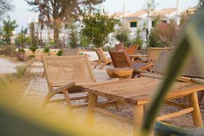 Castelo Suites Hotel