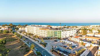 Castelo Suites Hotel