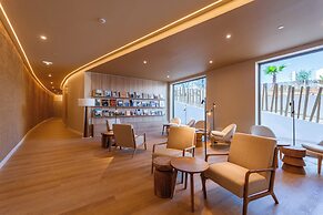 Castelo Suites Hotel