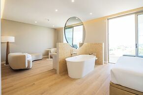 Castelo Suites Hotel