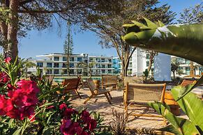 Castelo Suites Hotel