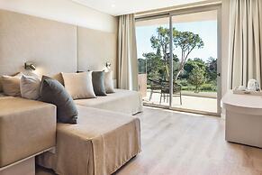Castelo Suites Hotel