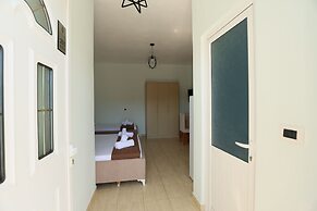 Michelle Apartments