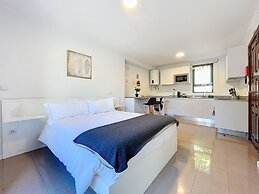 Sweet Home Madeira D by Atlantic Holiday