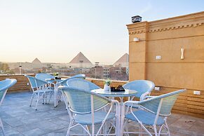 Crown Pyramids View Hotel
