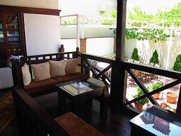 Guesthouse Bujtina Leon